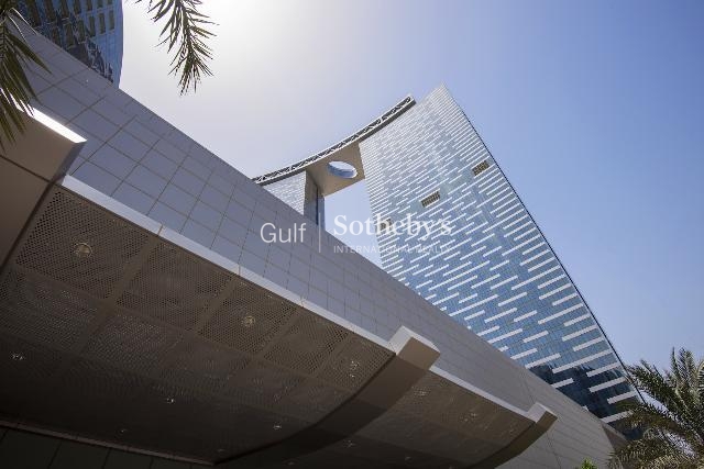 One Bedroom Apartment In Arc Tower, Al Reem Island
