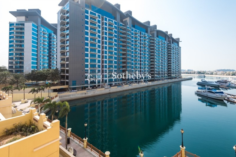 Vacant Low Floor B Type With Large Terrace