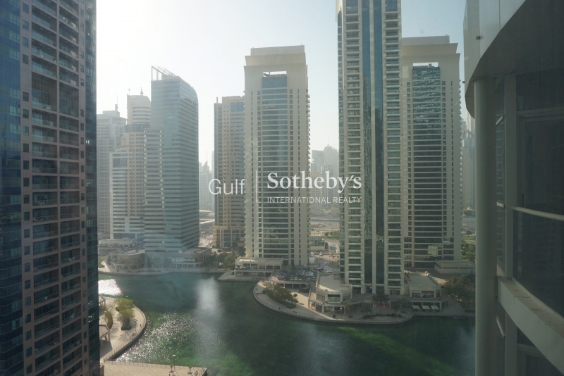 Vacant 2 Bedroom-High Floor-Lake View