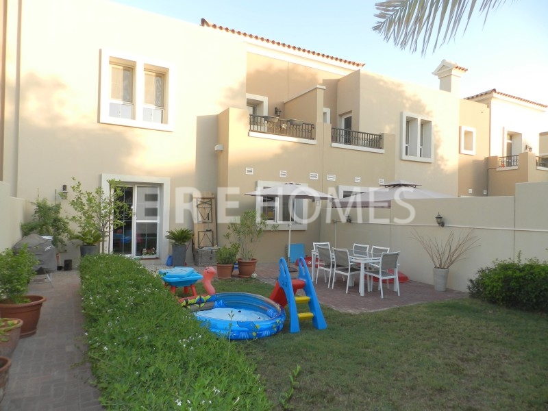 4 Bed Regional Unlandscaped Vacant Light Wood Er-R-10233
