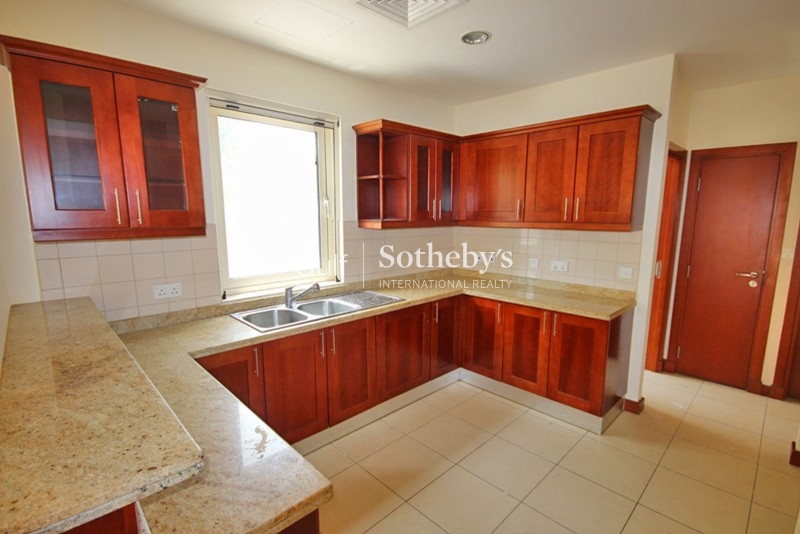 Vacant Residences 2 Bedroom Urgent Sale Ref Er-S-7891