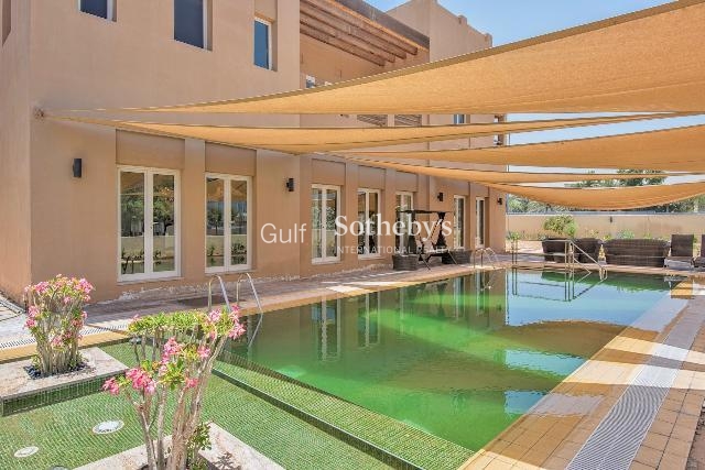 Golf Course Villa - The Lakes - Hattan 1