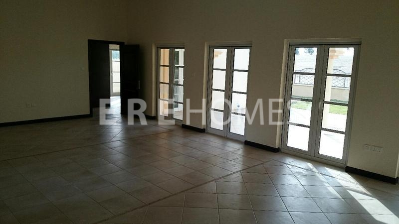 Cordoba 2, Grand Area, Vacant Up To 4 Cheques-The Villa