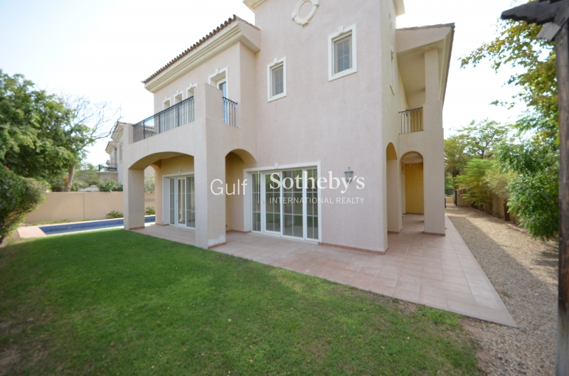 Good Size Five Bedroom Villa In Mirador