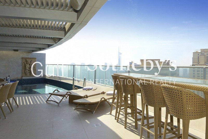 High Floor, Stunning Marina Views, 3br