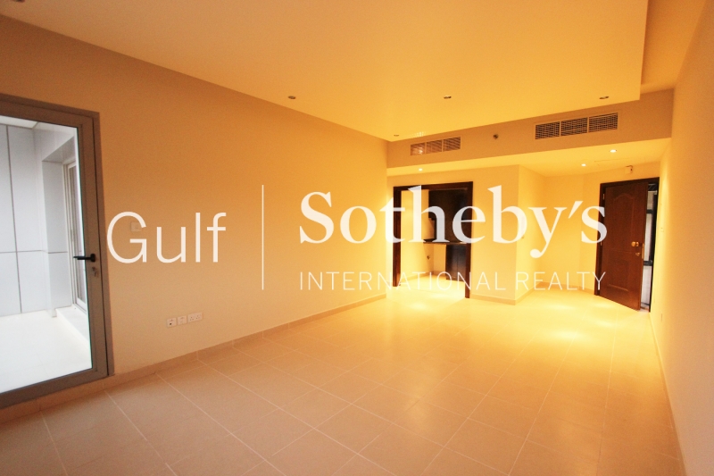 Al Mahra Stunning-6br Golf Course View