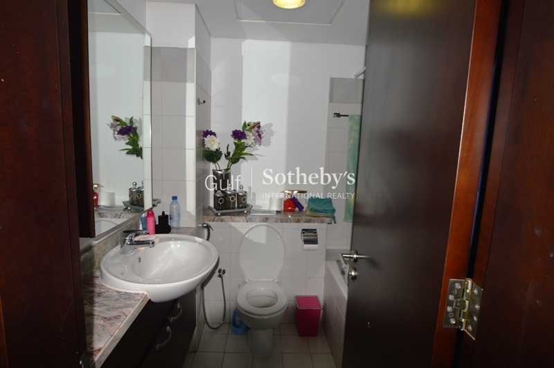 Marina Tower, Three Bed, Full Marina View