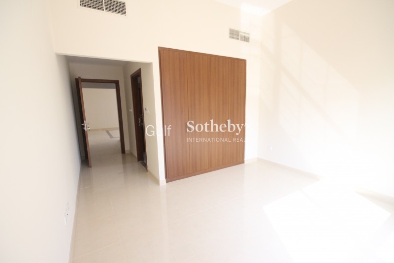 Full Marina View, 2 Bedroom, Unfurnished