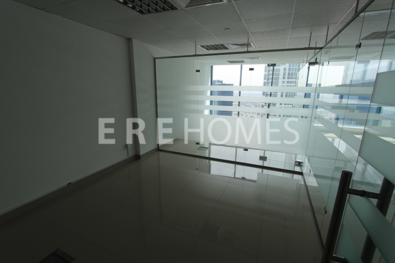 Vacant 12000 Sqft Bua Family Villa Emirates Hills Er R 15669