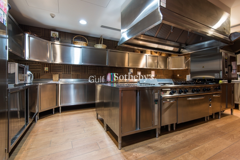 Well Designed And Contemporary Apt In Business Bay