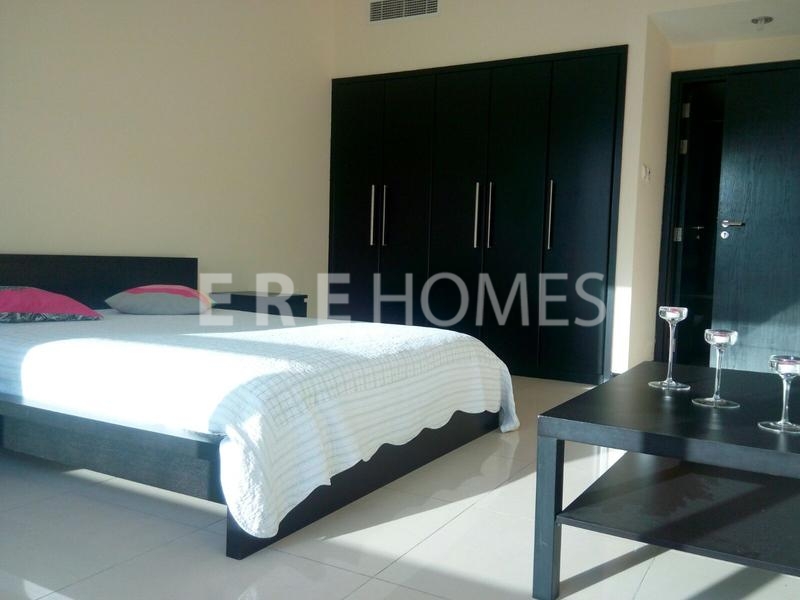 Semi-Furnished 1 Bedroom In O2, Jlt Er R 15797