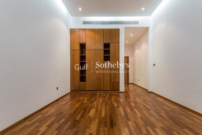 Spacious Garden Flat In Popular Location