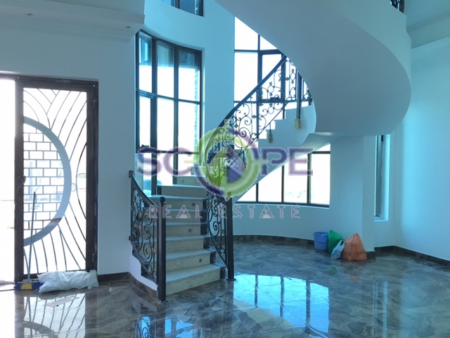 5 Bed + 2 Majlis Room Villa In Al Barsha South 2, Spacious Villa