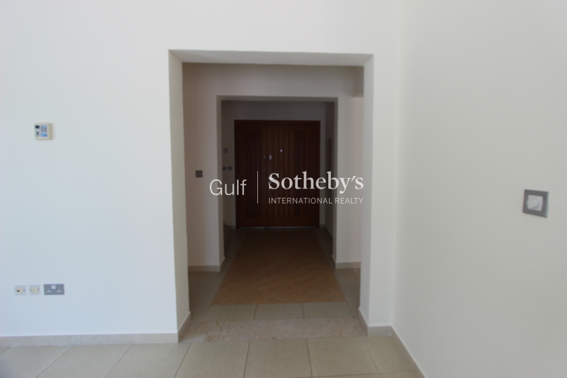 Two Bedroom Villa, Large Plot Vacant Now