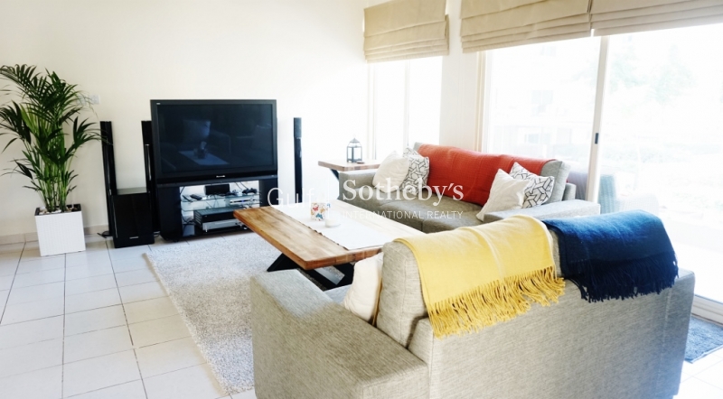 Largest 2br Plus Study, The Greens