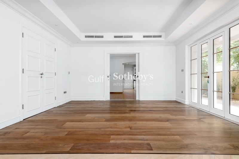  2 Bedroom Unfurnished With Sea Views Oceana Palm Jumeirah Call Now For Viewings Er R 8493