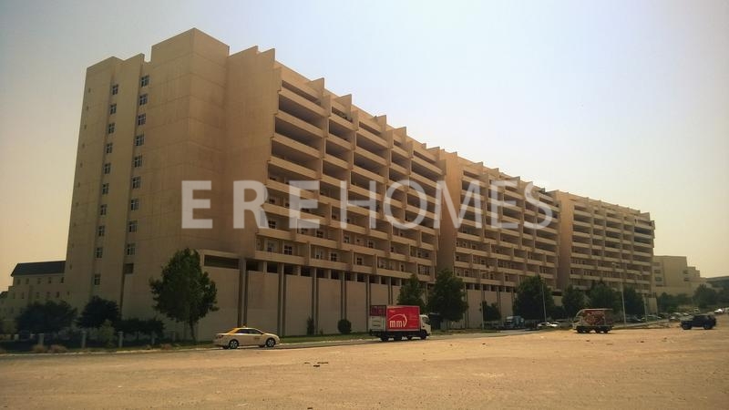 Huge Three Bedroom Apartment In Motor City Er S 5465
