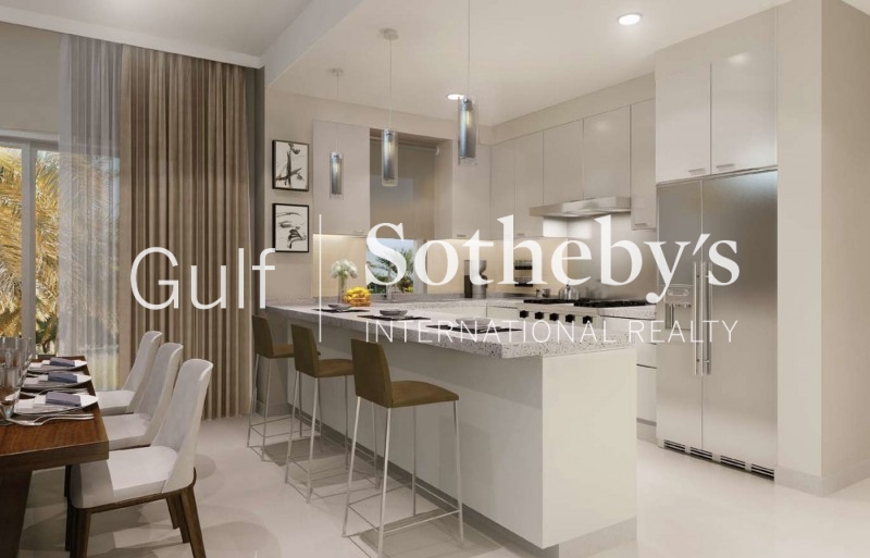 Vacant Three Bedroom Large Legacy Villa In A Quiet And Convenient Location Ers3699