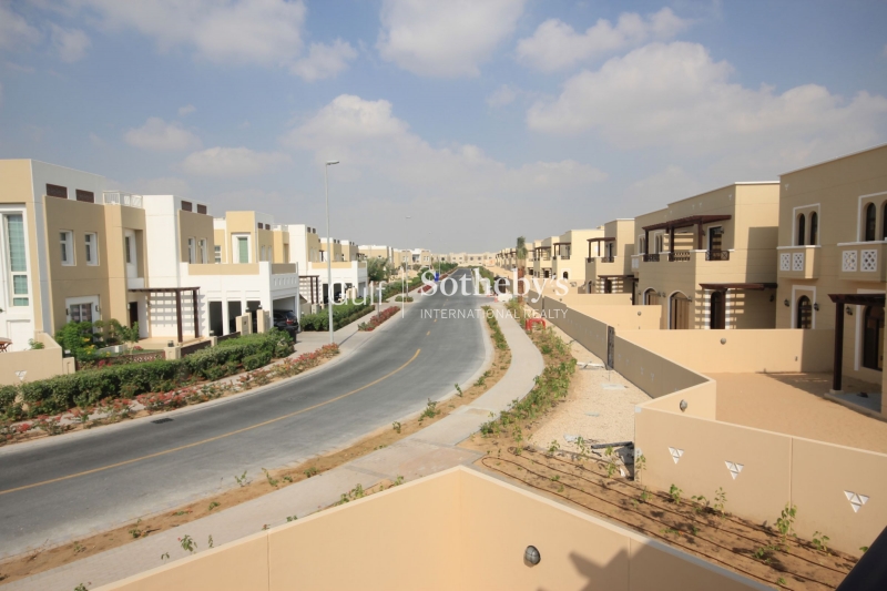 Huge Corner Plot, 3 Bed Independent Mudon Villa 
