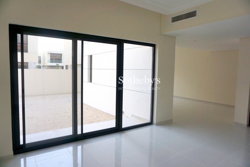 Well Maintained Furnished 1 Bed In The Ever Popular Oceana Residences Palm Jumeirah With Marina View Available Now Er R 11412