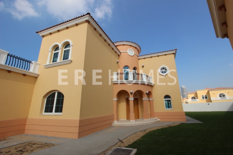 Five Bedroom Vacant Legacy Villa