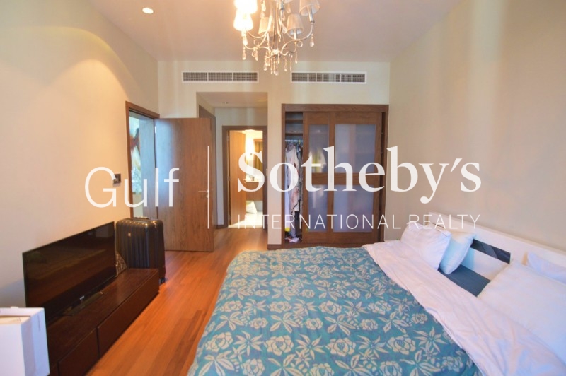 Large Corner Terrace 2 Bedroom Apartment In Al Thammam, Remraam For 1.3m Neg Er-S-6406