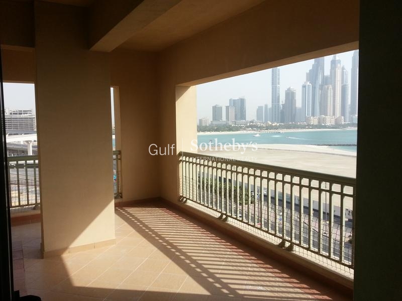 Immaculate 2 Bedroom-Multiple Cheques 