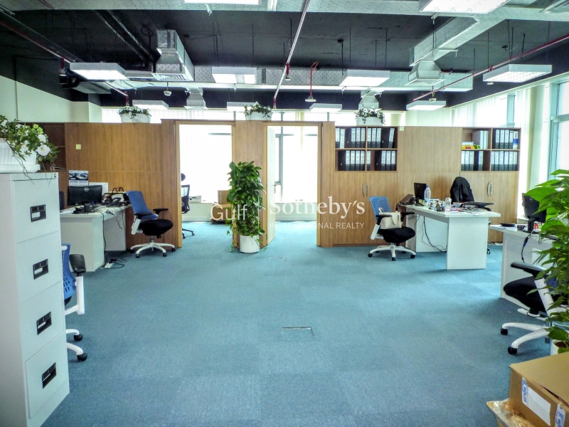 Fitted Office With Pantry-Barsha Heights