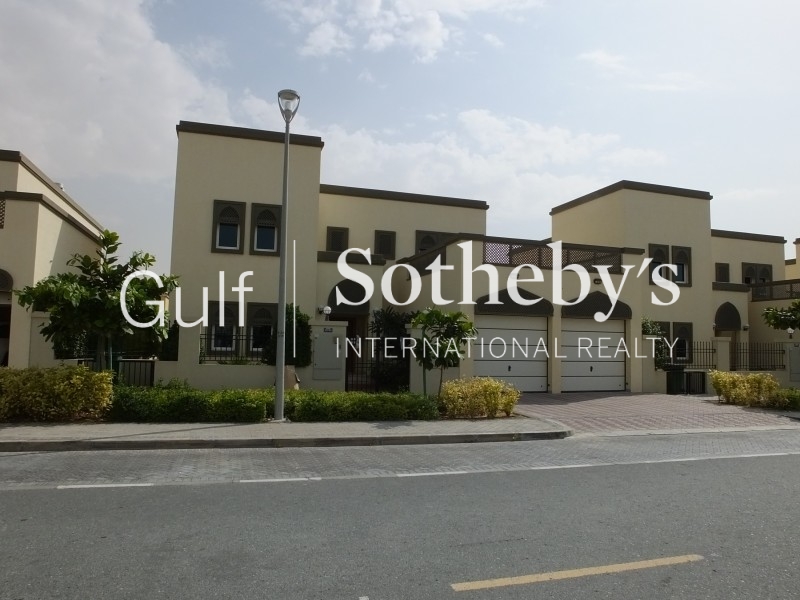 A 4br Regional Style Villa. Vacant Now.