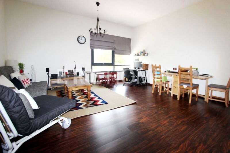 Owner Occupied Two Bedroom Apartment In Al Jaz Er S 7618