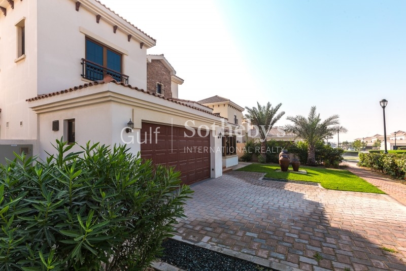 High Floor-Fully Furnished-2 Bedroom