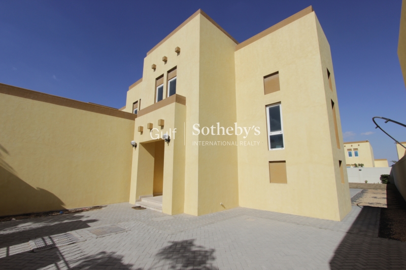 Three Bedroom Regional Villa On Generous Plot Er S 8130