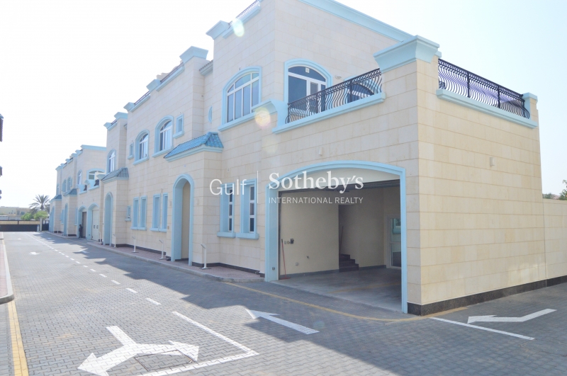 5 Bed Beach Villa With A Pool, Jumeirah 