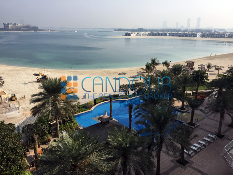 D-Type Full Sea View-Palm Jumeirah-Righ Hand Side