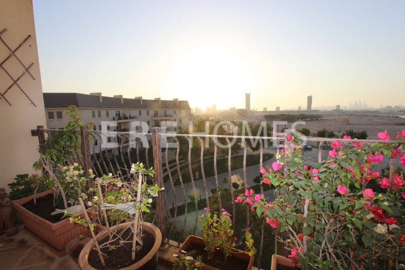 Spacious 3 Bed Apartment In Sherlock House 2, Motor City Er R 14536