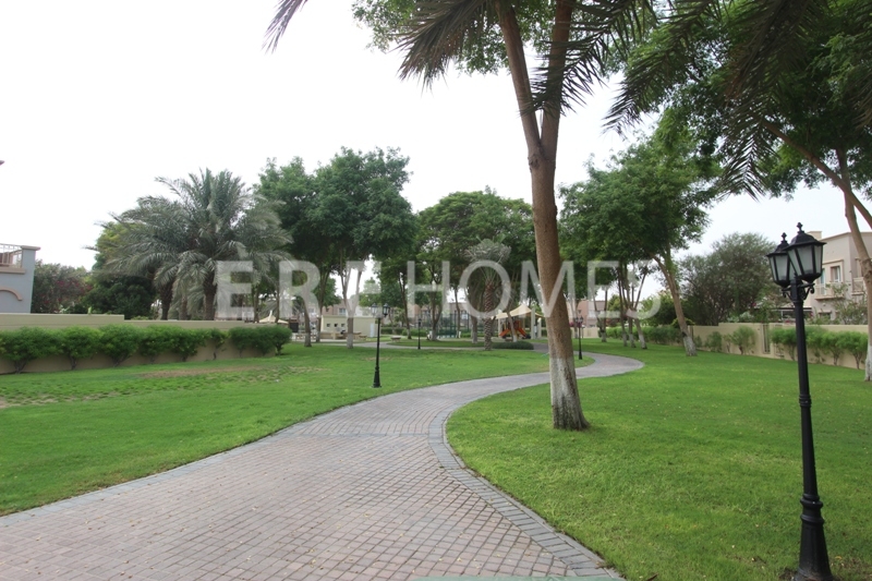 Very Rare Spacious 1 Bedroom Apartment Burj Views Tower Downtown Dubai Er R 12140