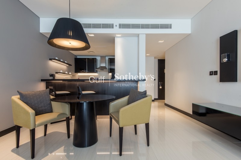 Mid Floor 2 Bedroom Plus Study Golf Towers 2 Golf Course View Er S 8056