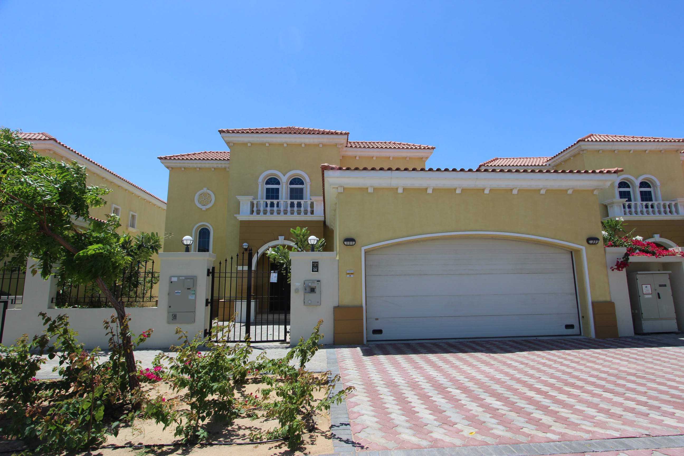 Well Priced 1 Bed Apart. , Marina Park 