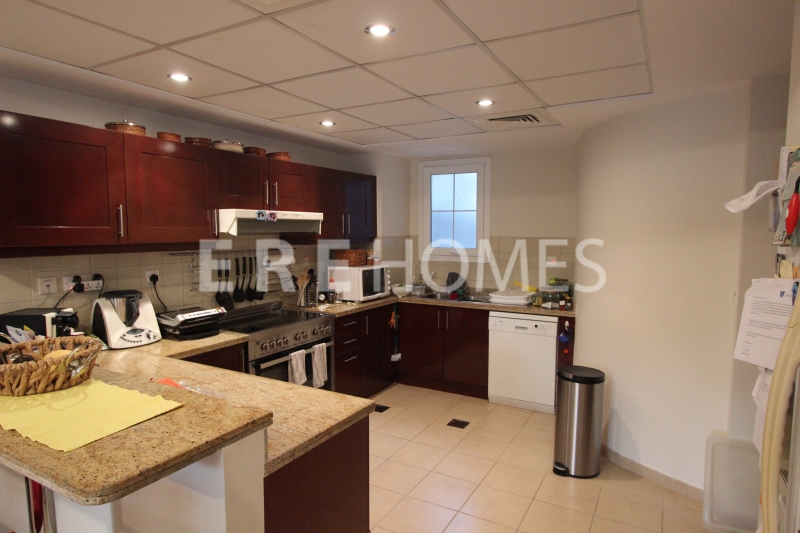 Fabulous 4 Bed, Vacant Duplex For Sale In O2 Tower.