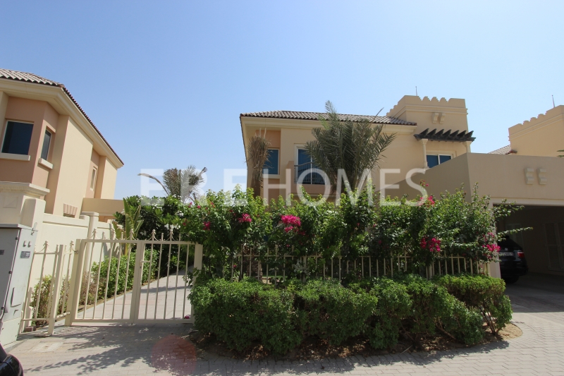 Beautiful 5 Bed Family Home With Landscaping In Victory Heights Er R 14533