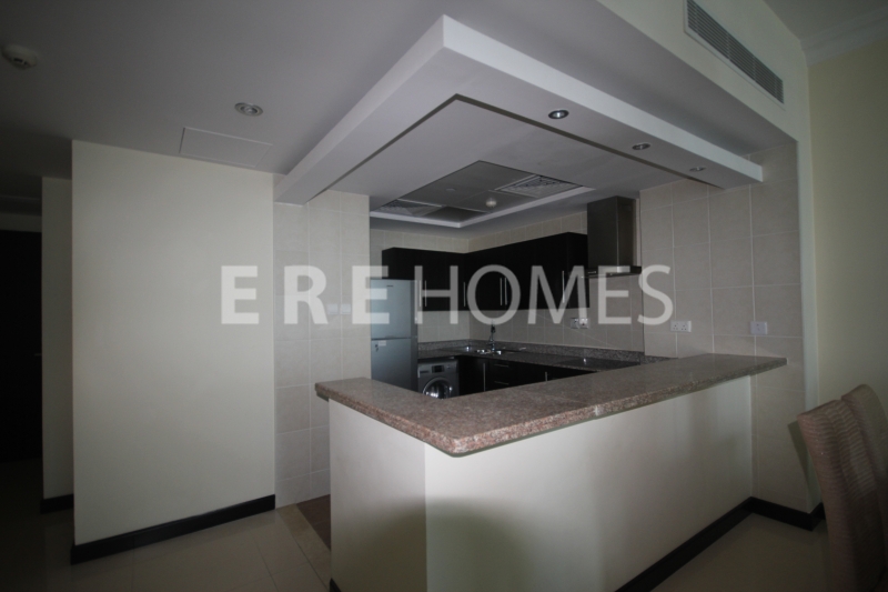 1 Bedroom Apartment, Marina Quays West, Unfurnished Er R 13805