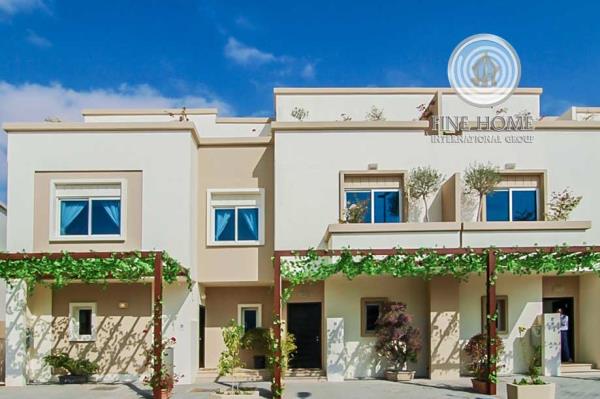 Amazing Villa In Al Reef Village