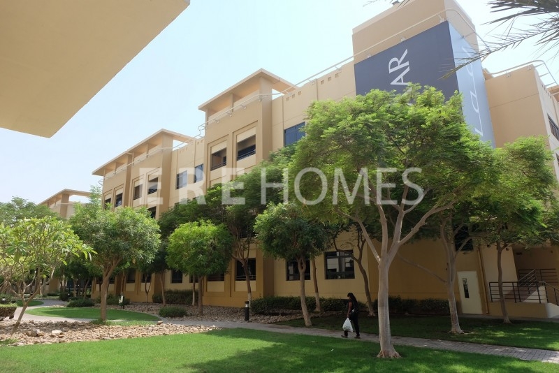 Large 3 Bedroom In The Greens. Ready To Move In Er R 10829 Er R 10829