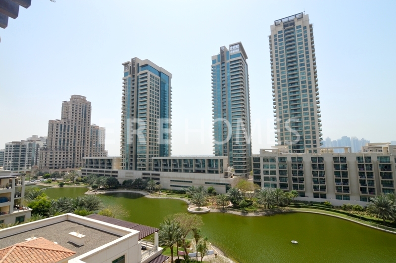 Large 2 Bed Apartment In Marina Heights Er R 12112