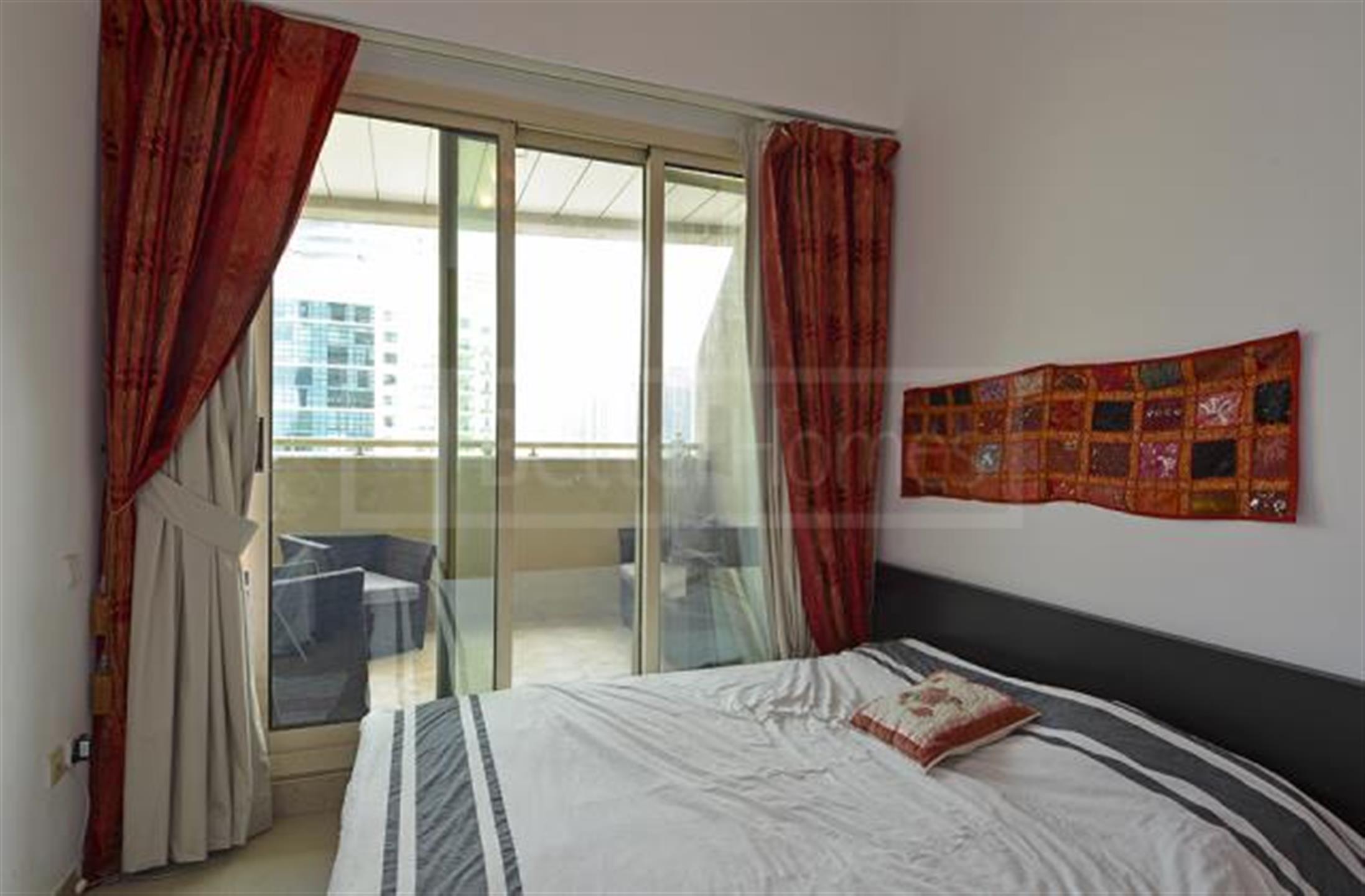 Fully Furnished Apartment With Garden View