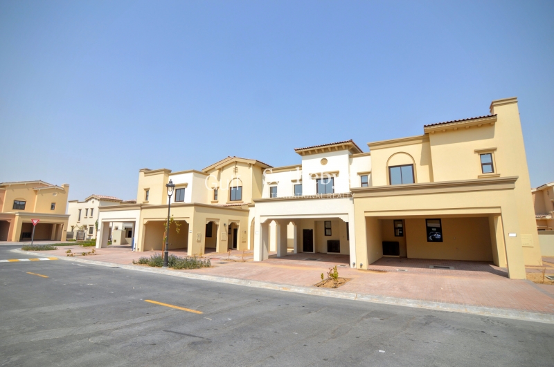 2e Four Bedroom Plus Maids Room Mira 1