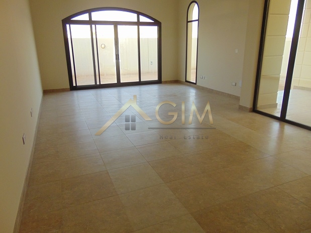4br Corner Villa With A Huge Plot In Mudon