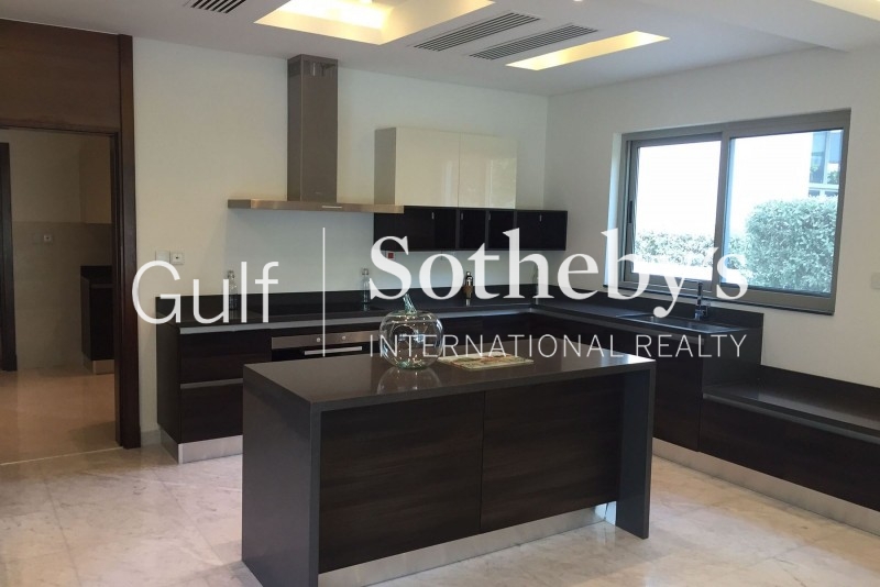 2 Bedrooms, Unfurnished, High Floor, Chiller Free, 160k On 2chqs. Er R 9002