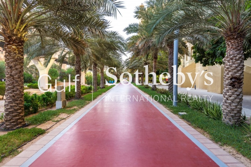 Exclusive 2 Br Type C Sunset View Vacant 