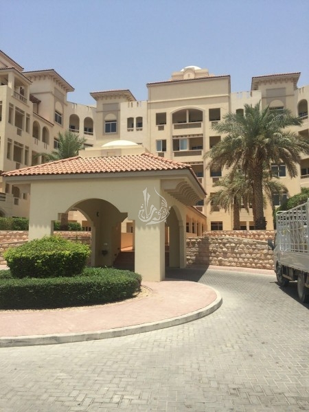 Beautifully Upgraded Apt In Al Badia Residences 2